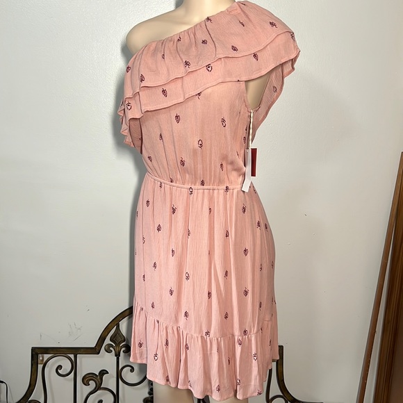 Mossimo Supply Co. Dresses & Skirts - 3/$15 Mossimo One Shoulder Ruffle Pink Mauve Rayon Dress